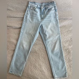 American Eagle High Rise Mom Jeans